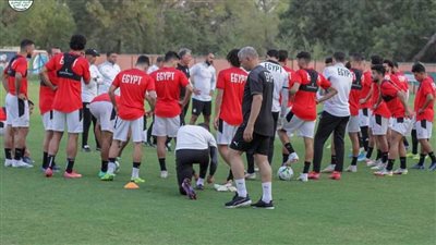 منتخب مصر يستعد لنيجيريا.. ومسحة جديدة الليلة 