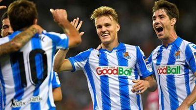 ريال سوسييداد يعود لسلسلة انتصاراته بالليجا الإسبانية