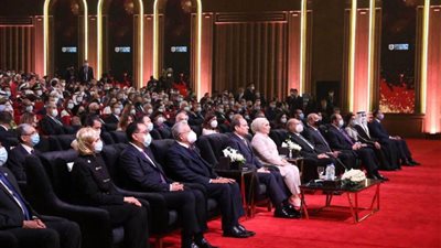 عاجل| بث مباشر.. الرئيس السيسي يشهد افتتاح مسرح شباب العالم بشرم الشيخ 