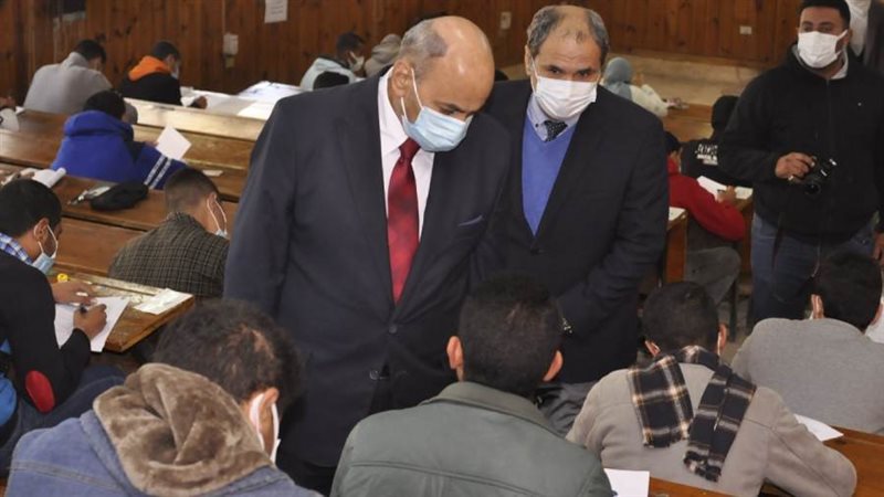 رئيس جامعة المنيا