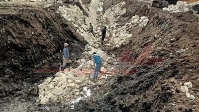 رئيس مدينة سيدي غازي يتابع مشروع تبطين الترع 