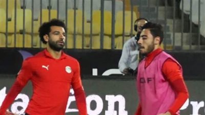 صلاح يدعم أكرم توفيق بعد إصابته بقطع في الرباط الصليبي