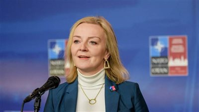 الخارجية البريطانية: الطريق الوحيد لروسيا هو وقف التصعيد والمشاركة في المناقشات البناءة