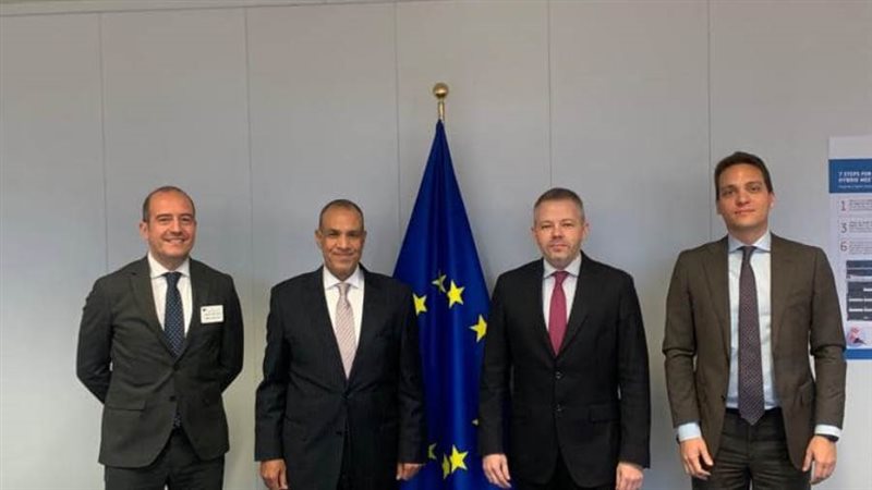 خلال اللقاء