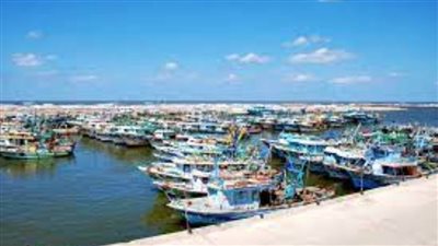 إغلاق ميناء البرلس لليوم السابع على التوالي لاستمرار سوء الأحوال الجوية