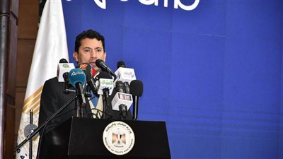 وزير الرياضة يعلن تفاصيل برنامج 