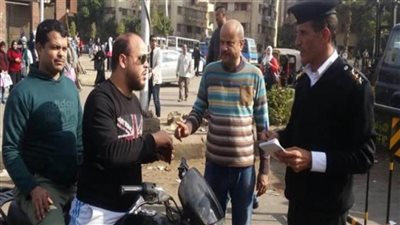 ضبط 2433 مخالفة لقائدي الدراجات النارية لعدم ارتداء الخوذة