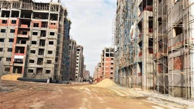 محافظ الشرقية ومساعد المهندسين العسكريين يتفقدان مشروع إسكان كفر الحمام بالزقازيق 
