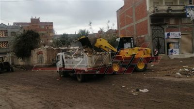 استمرار أعمال النظافة ورفع التراكمات بكفر الشيخ