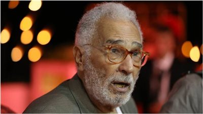 عبد الرحمن أبو زهرة يغادر المستشفى بعد مواجهة كورونا