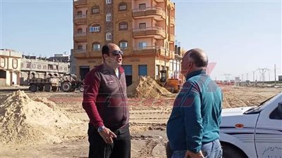 تشغيل محطات الرفع لسحب مياه الأمطار بكفر الشيخ