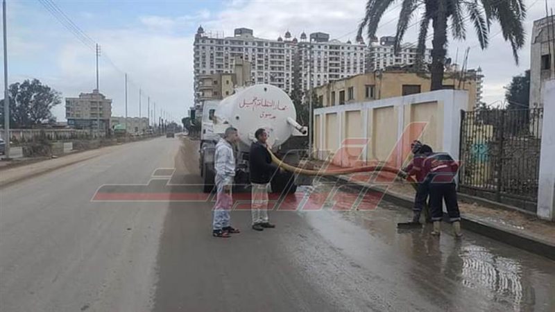 رفع مخلفات الأمطار