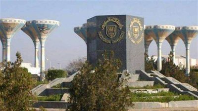 جامعة قناة السويس تؤكد ضرورة التزام الطلاب بارتداء الكمامة داخل لجان الامتحانات