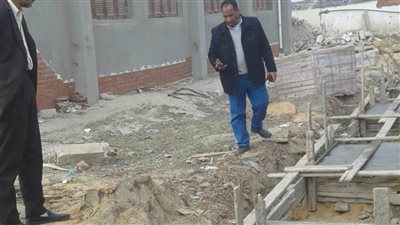 محافظ أسيوط يوجه بمتابعة تنفيذ المبادرة الرئاسية.. ورئيس مركز ديروط يتفقد أعمال تنفيذ مشروعات 