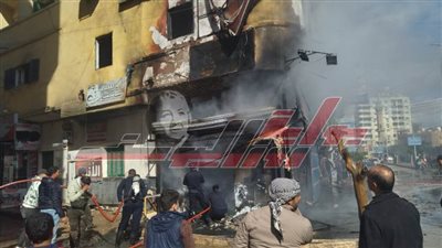  حريق هائل يلتهم محتويات محل أحذية بكفر الشيخ