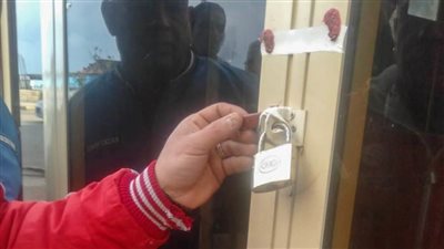 ضبط ١٤٥٨ حالة إشغال من المقاهي وتحرير ٨٣٢ محضرًا بالإسكندرية