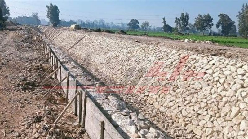 تبطين الترع