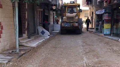 مديرية الطرق والنقل بمحافظة الإسماعيلية تواصل استكمال تنفيذ أعمال الرصف