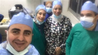 نجاح فريق طبي في إجراء زراعة قرنيه برمد المنيا