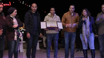 تنسيقية الشباب تكرم النائب أحمد زيدان على هامش احتفالها بمشاركة أعضائها بمنتدى شباب العالم