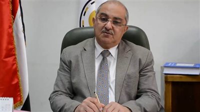 رئيس جامعة أسيوط يفتتح وحدتي العناية للأطفال حديثي الولادة وجراحة العظام