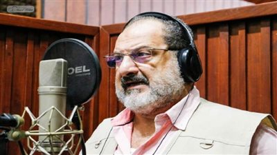 خالد الصاوي يهدي 