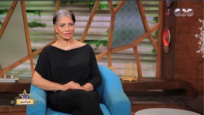 سوسن بدر: منى زكي أكثر فنانة تشبهني.. فيديو
