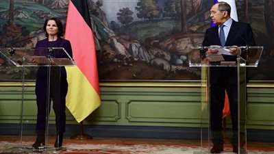 وزيرة الخارجية الألمانية: بدأنا مناقشة خطة مشتركة لحوار روسيا الناتو