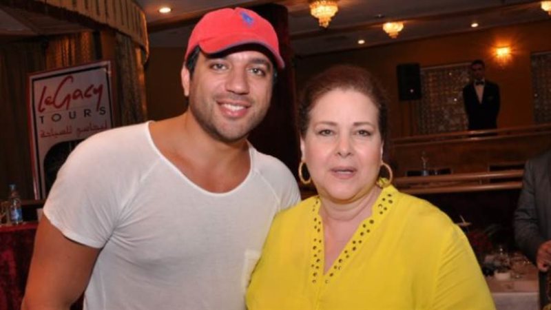 حسن الرداد و دلال