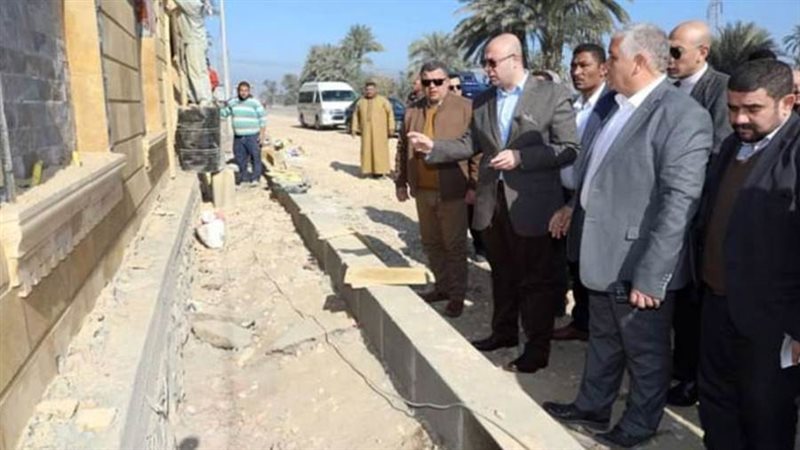 محافظ بني سويف يتفقد