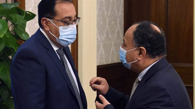 وزير المالية خلال