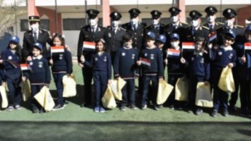 ضباط وطلاب أكاديمية