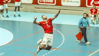 كورونا يضرب صفوف طائرة الأهلى