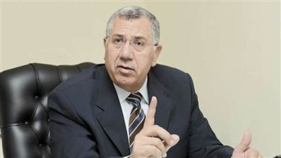 وزير الزراعة يشدد على الالتزام بالإجراءات الوقائية لمواجهة فيروس كورونا