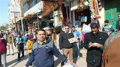 محافظ أسيوط: تحرير 48 محضر إشغالات ولافتات مخالفة وتوجيه 10 إنذارات لمحال تجارية