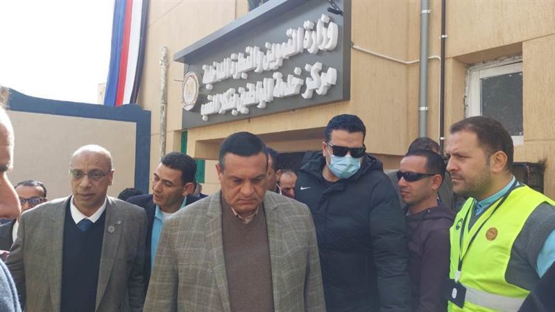 اللواء هشام آمنة