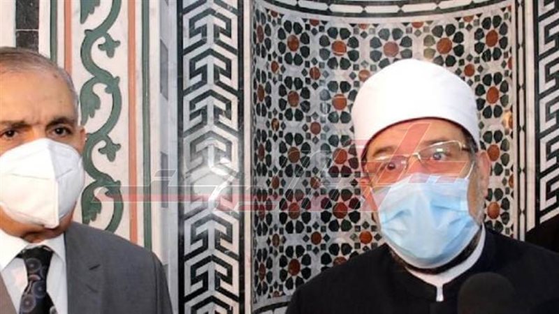 محافظ ووزير الأوقاف