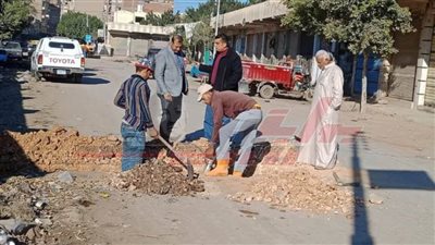 عبد الستار يتفقد أعمال المشروعات القائمة بمدينة دسوق