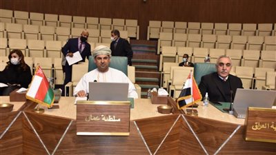 نائب السفير العماني يشارك في اجتماع المندوبين الطارئ بالجامعة العربية