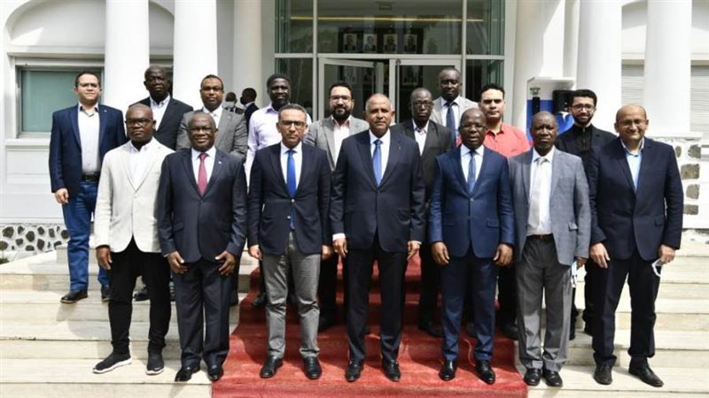 الدكتور عمرو عبد