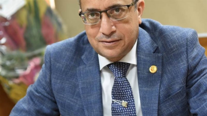 الدكتور علاء عطية