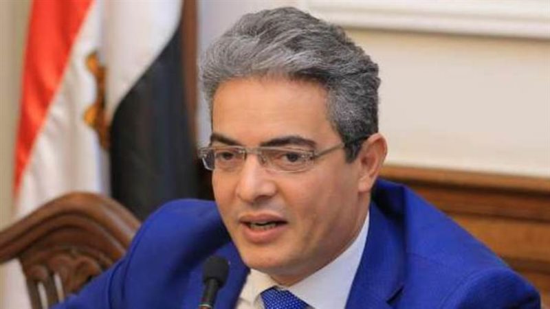 الدكتور طارق سعده