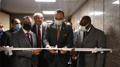 رئيس الرعاية الصحية يدشن المسح الصحي لبرنامج 