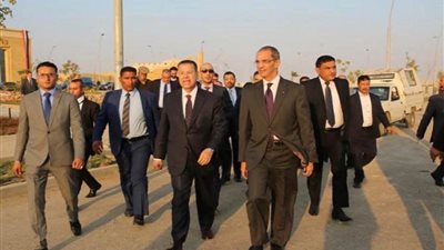 وزير الاتصالات يختتم زيارته لبني سويف بتفقد المنطقة التكنولوجية