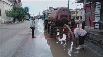 حملات لرفع مياه الأمطار من شوارع كفر الشيخ