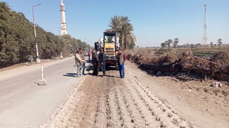 رصف طريق بديرمواس