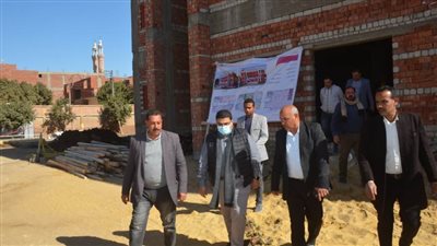 نائب محافظ بني سويف يتابع مشروعات 