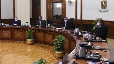 رئيس الوزراء يتابع خطوات تطوير وإعادة إحياء مدينة إسنا التاريخية