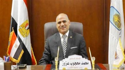 رئيس جامعة الأقصر يدشن حملة تجميل المحافظة بزراعة 1000 شجرة مثمرة