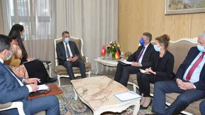 وزير الداخلية التونسي يبحث مع السفير الألماني التعاون الأمني وتأمين الحدود